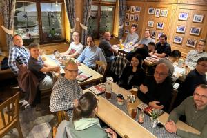 Teilnehmerabend Bratwurst Röslein